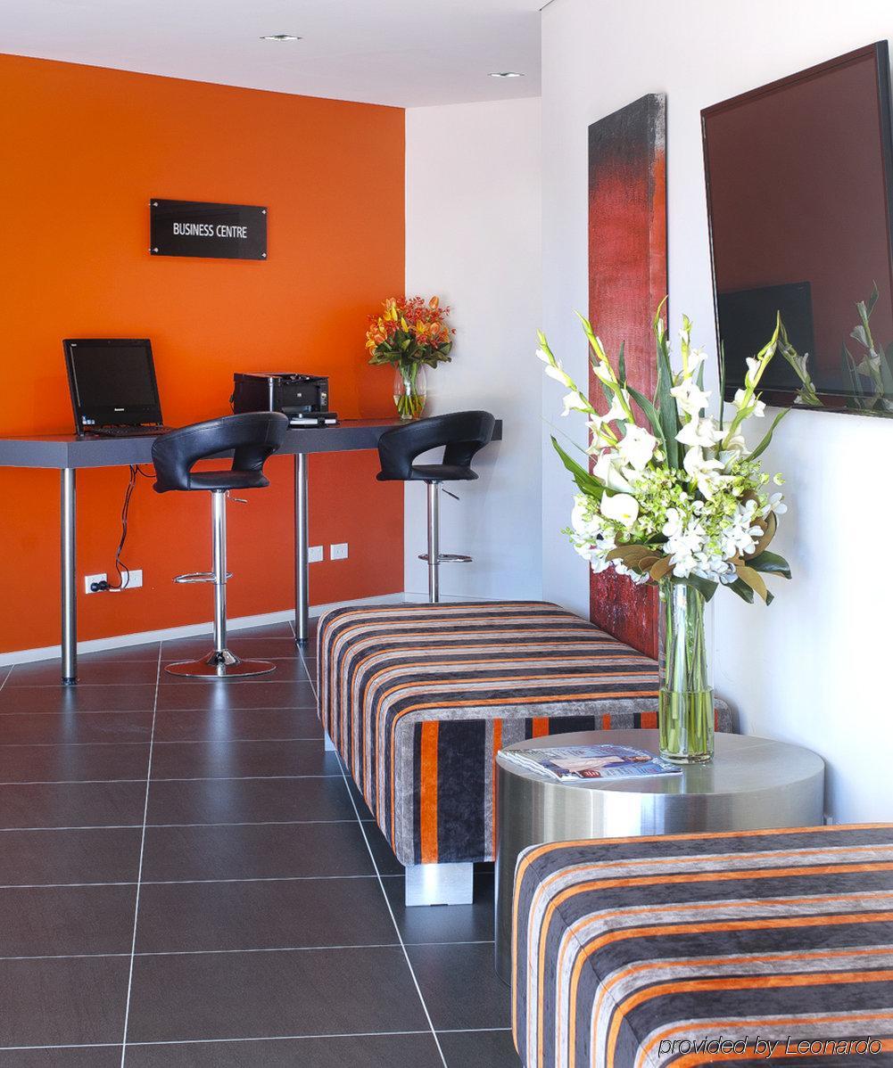 Abode Tuggeranong Aparthotel Canberra Exterior photo