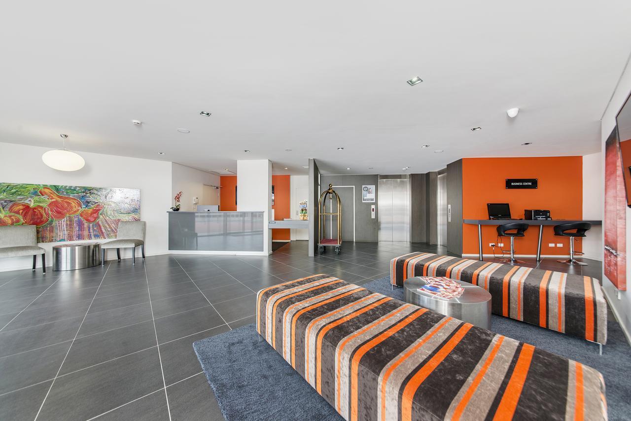 Abode Tuggeranong Aparthotel Canberra Exterior photo