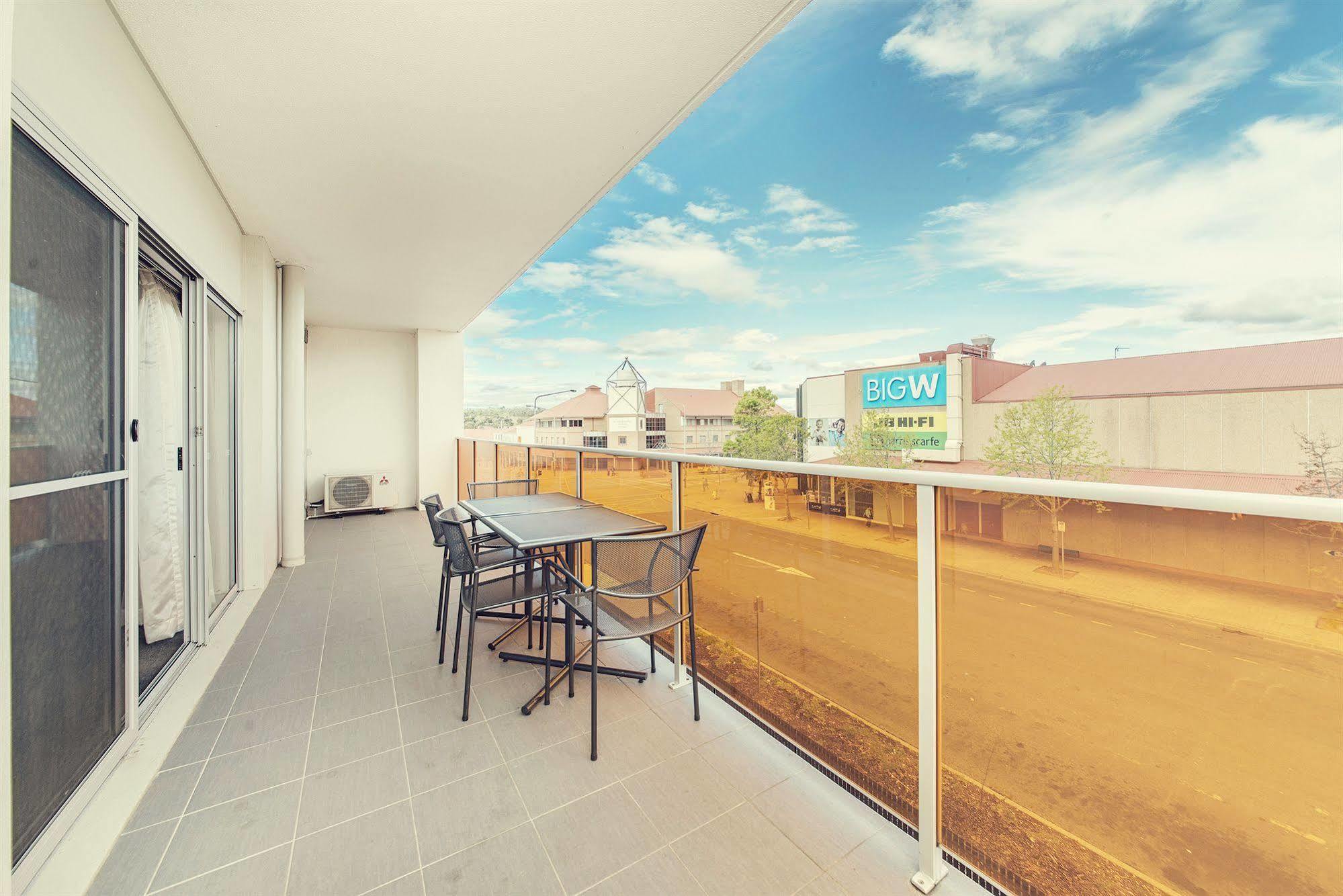 Abode Tuggeranong Aparthotel Canberra Exterior photo